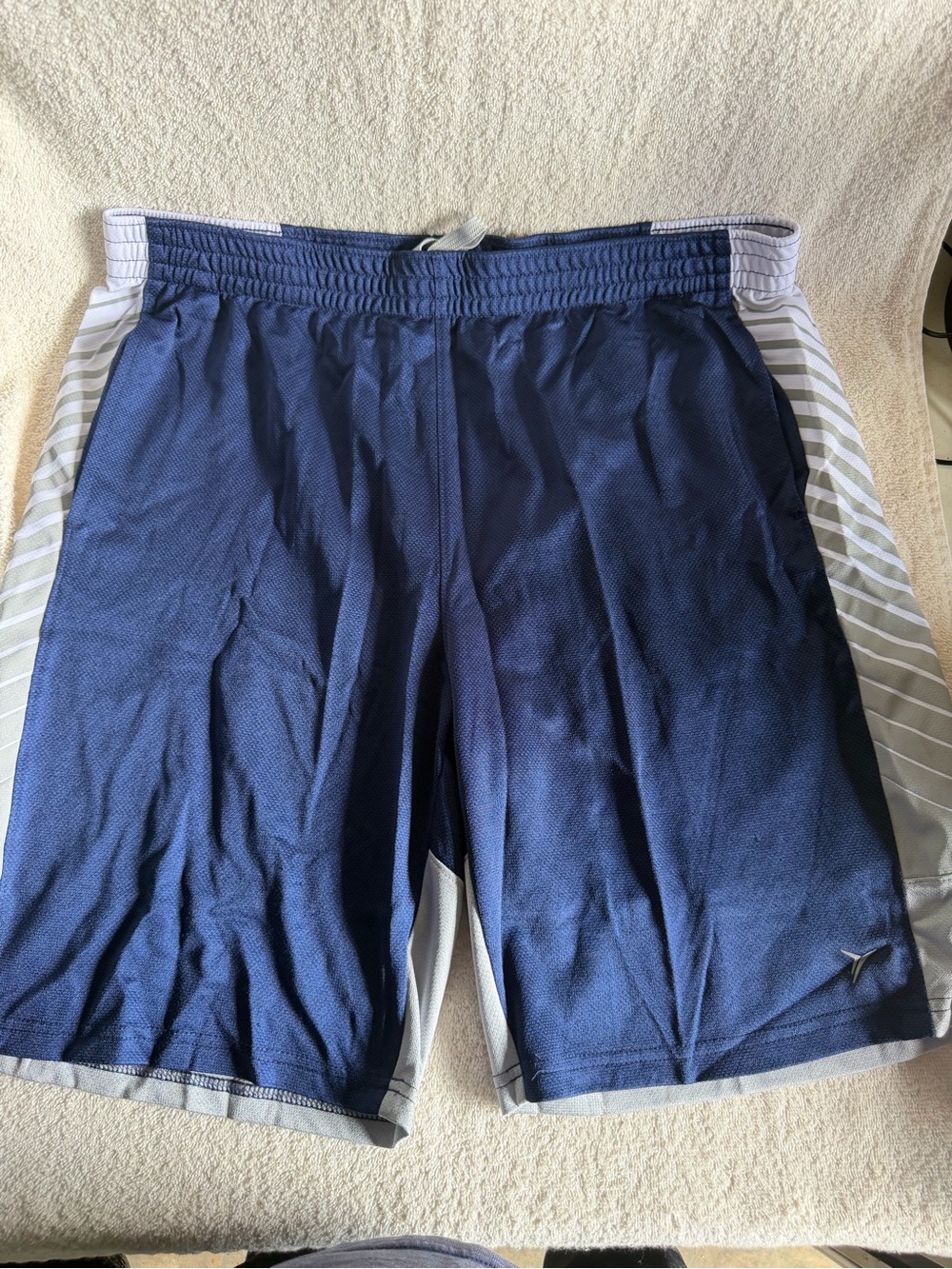 Old Navy Navy Athletic Shorts with Light Gray Panels